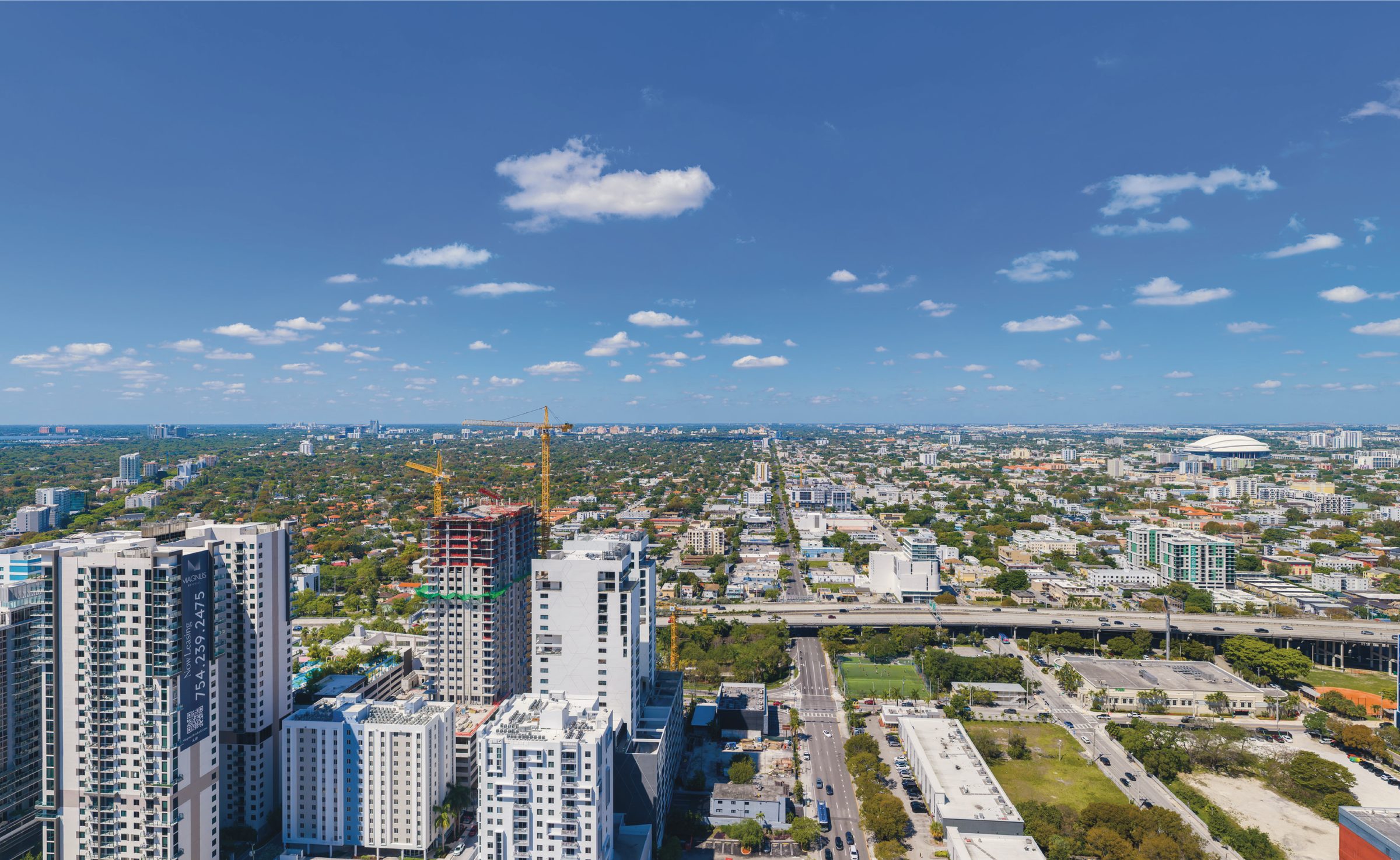 Level 40, west view over the city